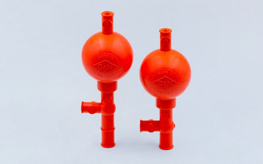 Pera 3 válvulas: precisión y seguridad en el pipeteo de laboratorio