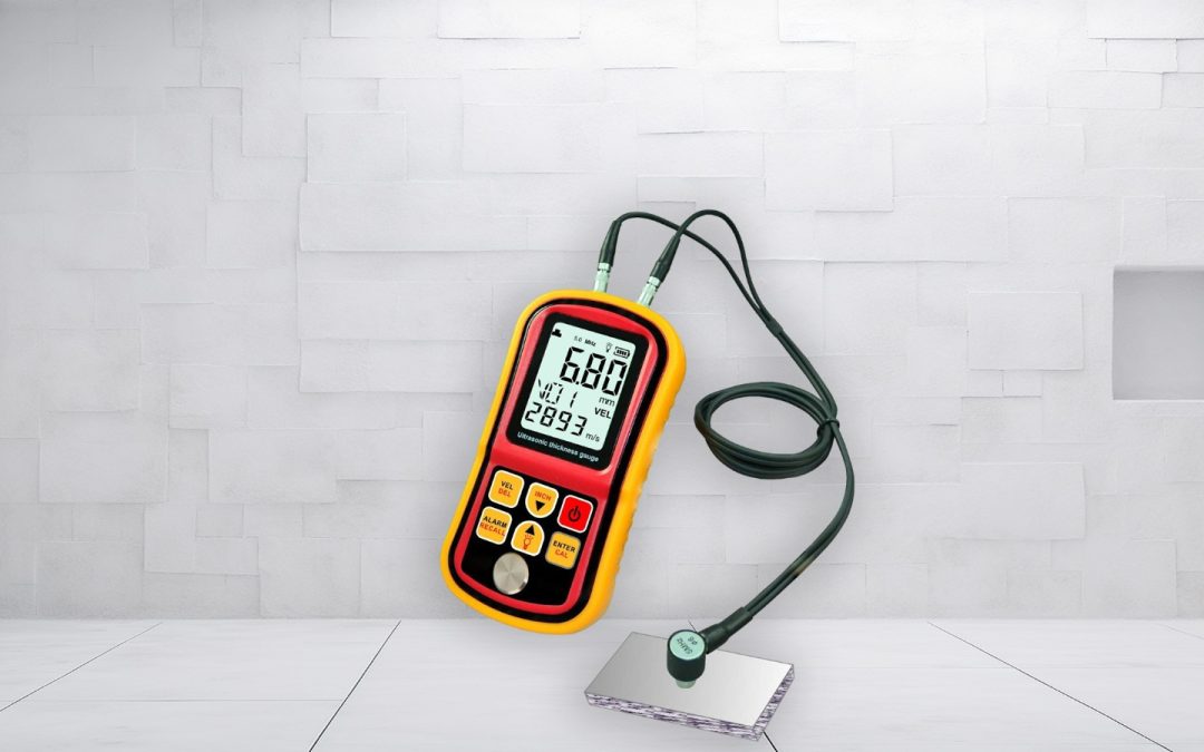 Medidor espesor ultrasonido: tecnología clave para mediciones industriales precisas
